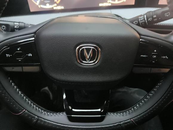 [上海·沪D] 二手长安长安CS75 PLUS2022款 第二代 1.5T 自动尊享型