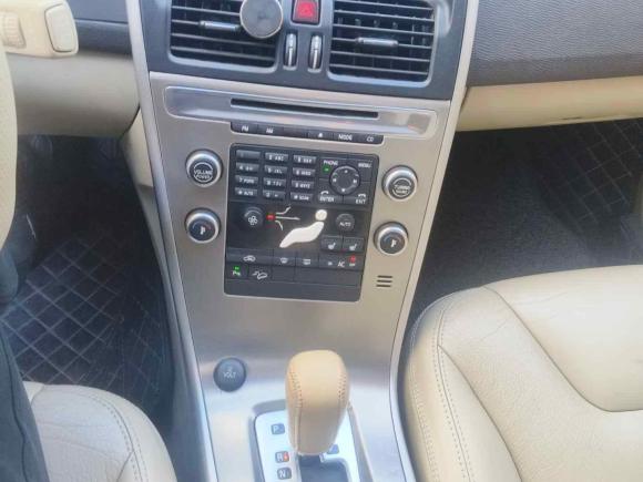 [青岛·鲁B] 二手沃尔沃沃尔沃XC602010款 T6 AWD智雅版