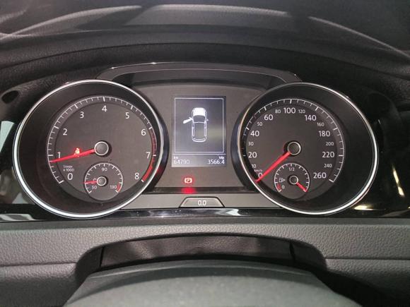 [成都·川A] 二手大众高尔夫2015款 1.4TSI 自动旗舰型