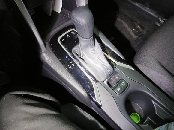 [上海·苏F] 二手丰田卡罗拉锐放2024款 2.0L 精英版