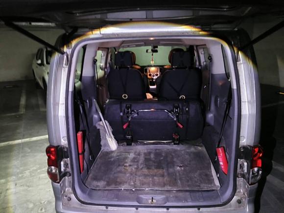 [青岛·鲁B] 二手日产日产NV2002011款 1.6L 223座 尊雅型