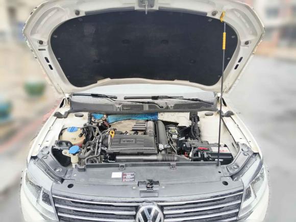 [南昌·赣A] 二手大众朗行2017款 180TSI DSG舒适版