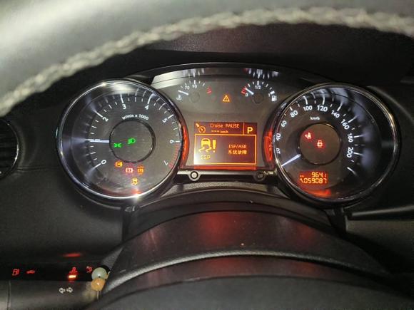 [苏州·苏U] 二手标致标致30082013款 2.0L 自动潮流版