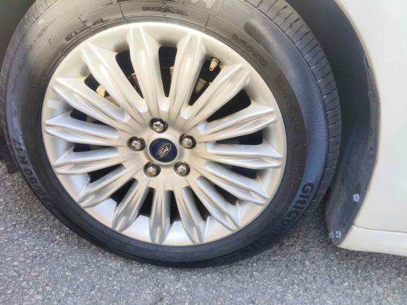 [深圳·粤B] 二手福特蒙迪欧2013款 2.0L GTDi200时尚型