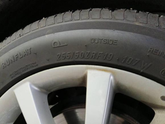 [上海·沪L] 二手奔驰奔驰M级2010款 ML 350 4MATIC豪华型