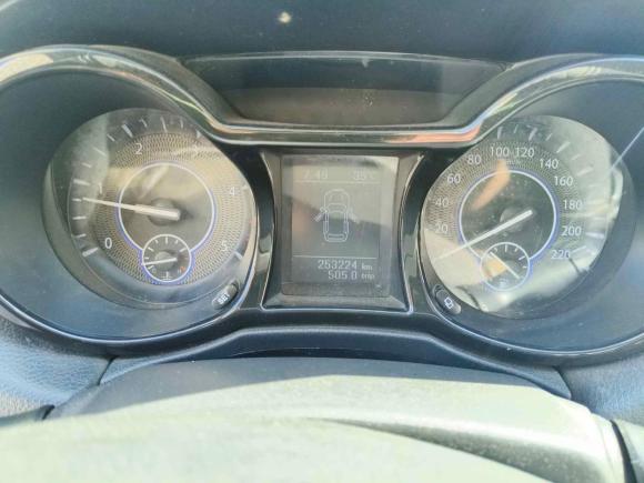 [南昌·赣A] 二手驭胜驭胜S3502013款 2.4T 手动两驱柴油超豪华版5座