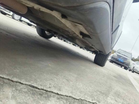 [上海·渝B] 二手吉利汽车远景X32020款 1.5L 手动精英型