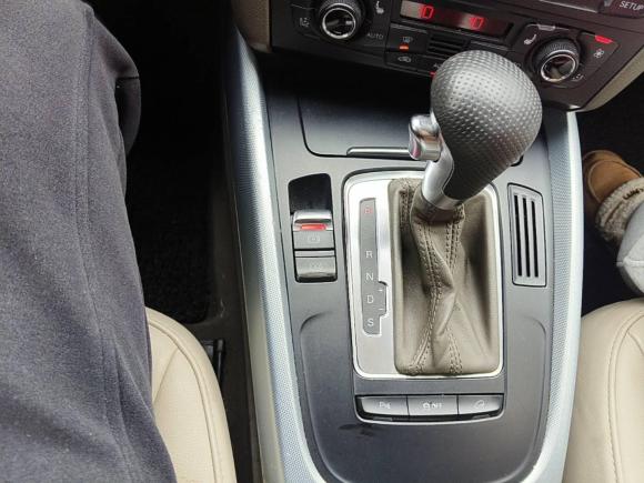 [上海·沪F] 二手奥迪奥迪Q52011款 2.0TFSI 技术型