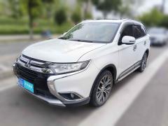 [西安·陕A] 三菱欧蓝德2018款 2.0L 两驱荣耀版 5座