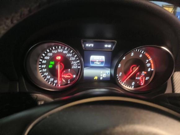 [深圳·粤B] 二手奔驰奔驰GLA2016款 GLA 200 蓝调版