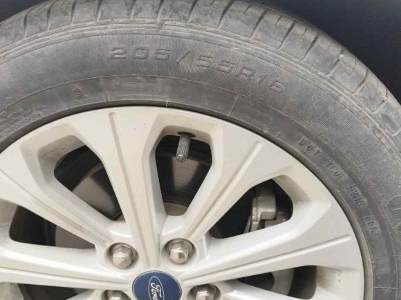 [成都·川A] 二手福特福睿斯2015款 1.5L 自动时尚型