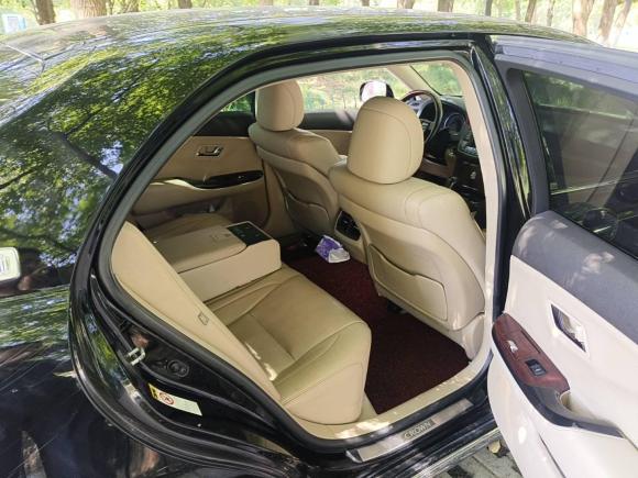 [无锡·苏B] 二手丰田皇冠2010款 2.5L Royal 真皮天窗版