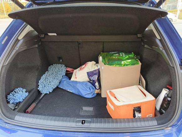 [上海·沪D] 二手奥迪奥迪Q32021款 40 TFSI 时尚动感型