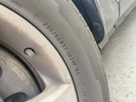 [上海·沪H] 二手奔驰威霆2016款 2.0T 商务版