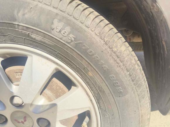 [金华·桂M] 二手五菱汽车五菱宏光2014款 1.5L S标准型