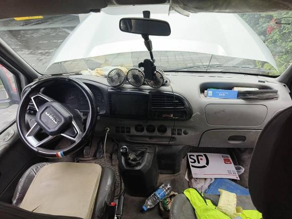 [广州·粤A] 二手江铃特顺2019款 2.8T商运型长轴中顶6座后单胎国VI JX493