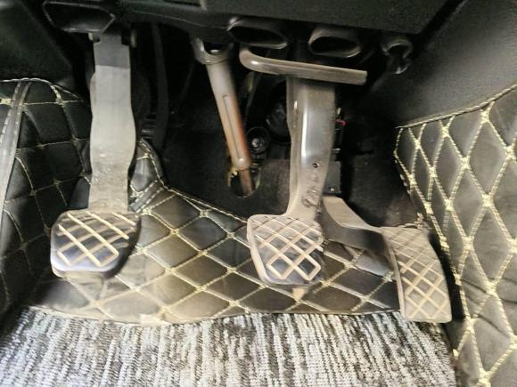 [青岛·鲁B] 二手大众高尔夫2015款 1.6L 手动时尚型