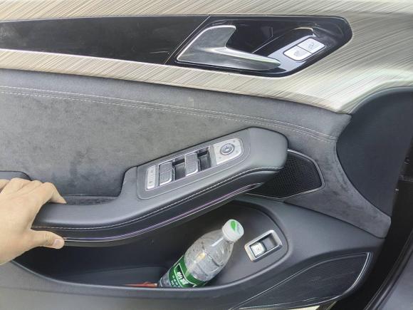 [南京·苏A] 二手红旗红旗H92020款 2.0T 智联旗畅版