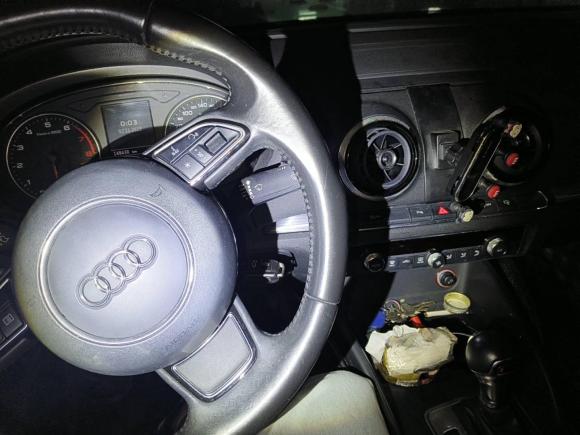 [杭州·浙A] 二手奥迪奥迪A32016款 Limousine 35 TFSI 风尚型