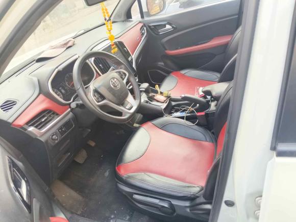 [苏州·苏U] 二手中华中华V32017款 1.5L 自动智能型