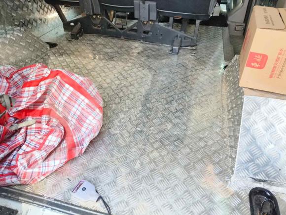 [杭州·湘D] 二手江汽集团星锐2017款 2.0T 短轴中顶星快运多功能商用车