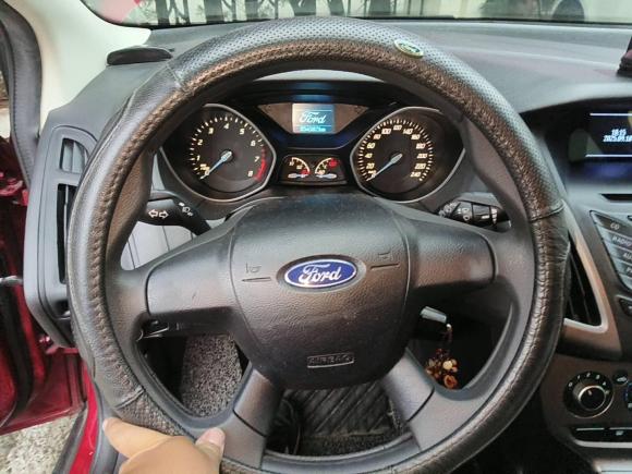 [苏州·苏E] 二手福特福克斯2012款 两厢 1.6L 自动舒适型