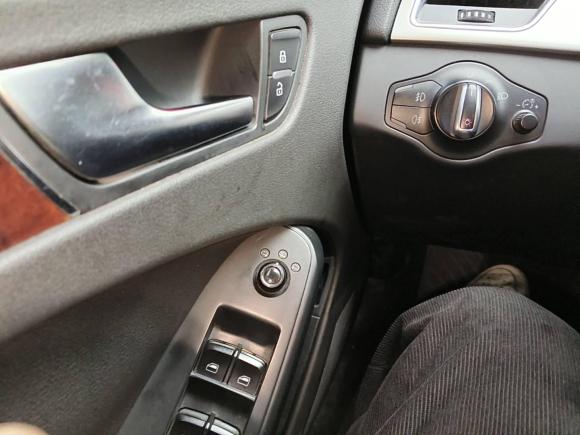 [宁波·浙B] 二手奥迪奥迪A4L2012款 2.0 TFSI 自动舒适型