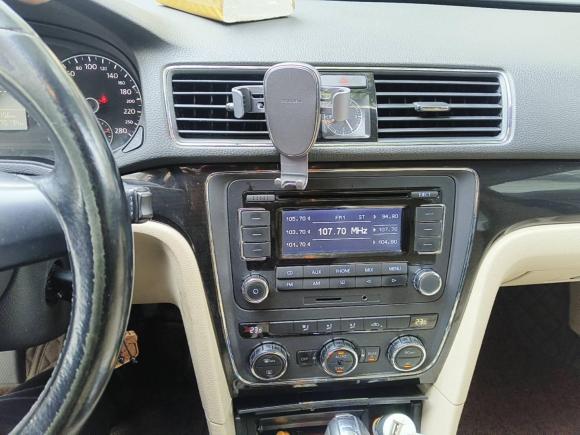 [上海·沪C] 二手大众帕萨特2011款 1.8TSI 自动尊荣版