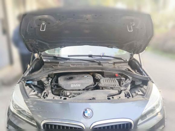 [南京·苏A] 二手宝马宝马2系多功能旅行车2015款 218i 运动设计套装