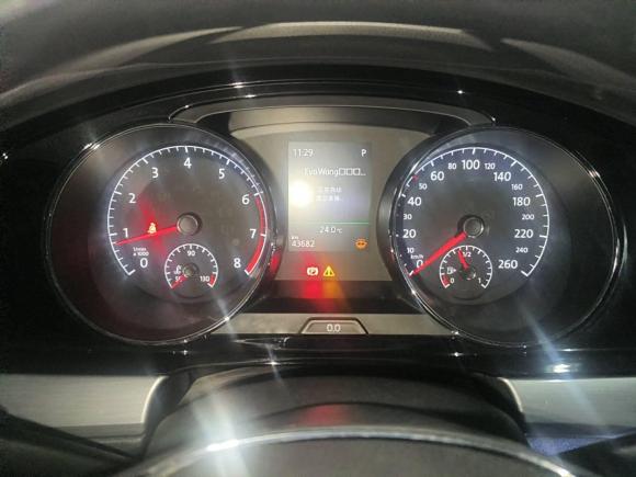 [青岛·鲁B] 二手大众凌渡2015款 280TSI DSG豪华版