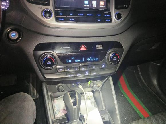 [杭州·皖N] 二手现代途胜2015款 1.6T 双离合两驱智能型