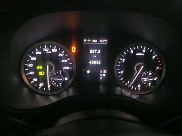 [武汉·鄂A] 二手奔驰威霆2021款 2.0T 商务版 7座