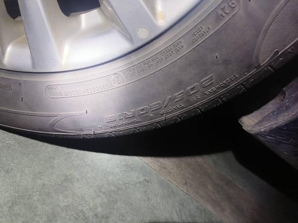 [上海·沪A] 二手荣威荣威Ei52018款 互联网豪华版