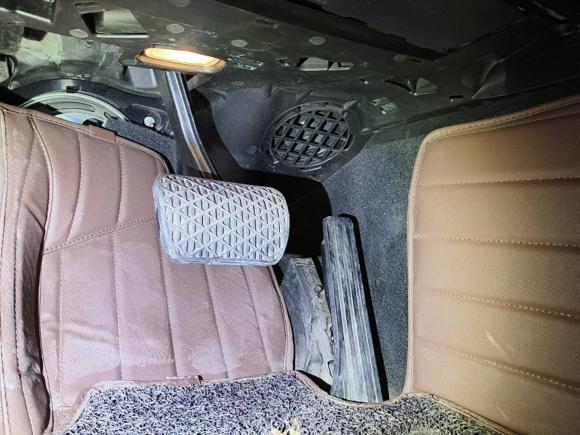 [西安·陕A] 二手奔驰奔驰C级2018款 C 200 成就特别版