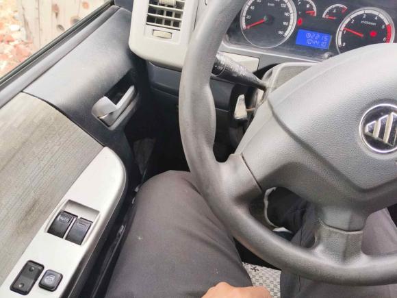 [上海·赣E] 二手福田风景G92016款 2.4L商运版长轴4G69