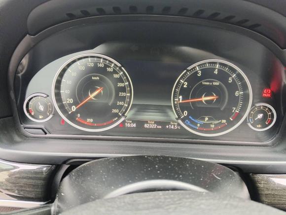 [上海·沪B] 二手宝马宝马5系2017款 525Li 豪华设计套装