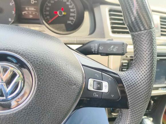 [杭州·浙M] 二手大众朗逸2015款 1.6L 自动风尚版