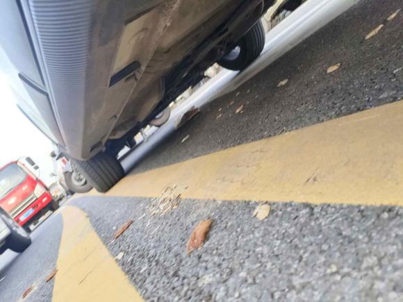 [上海·沪C] 二手吉利汽车远景X32021款 PRO 1.5L CVT尊贵型