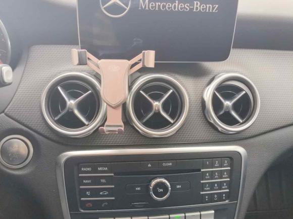 [上海·沪L] 二手奔驰奔驰GLA2017款 GLA 200 动感型