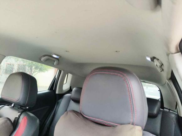 [佛山·粤X] 二手长安长安CS152016款 1.5L 手动时尚版