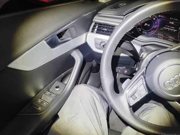 [杭州·浙A] 二手奥迪奥迪A4L2018款 30周年年型 40 TFSI 时尚型