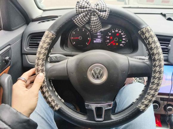 [无锡·皖M] 二手大众朗逸2013款 1.6L 自动风尚版