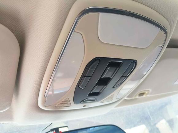 [武汉·鄂W] 二手众泰众泰T3002017款 1.5T CVT尊享型