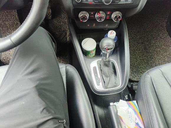 [上海·赣L] 二手奥迪奥迪A12013款 30 TFSI Sportback Ego