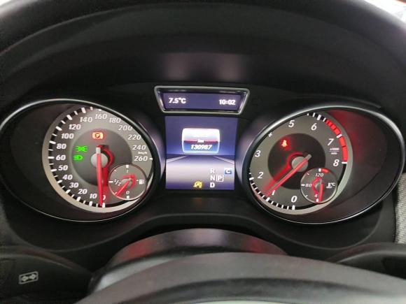 [武汉·赣A] 二手奔驰奔驰GLA2016款 GLA 200 动感型