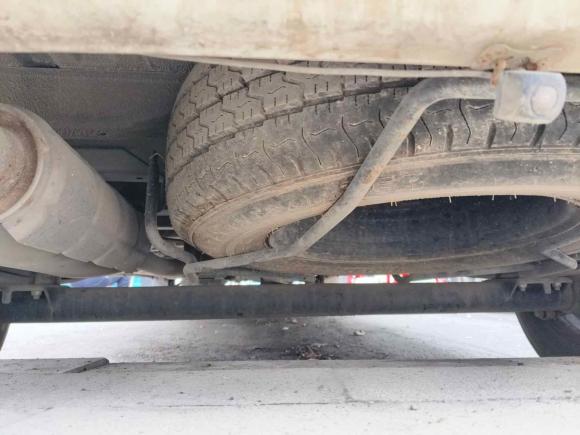 [合肥·皖A] 二手上汽大通MAXUS新途V802021款 2.0T AMT经典傲运通127PS中轴中顶6/7/8/9座