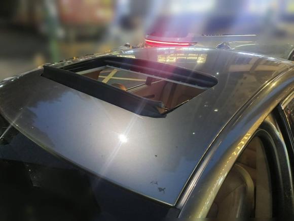 [深圳·粤B] 二手沃尔沃沃尔沃S80L2011款 3.0T AWD 智雅版