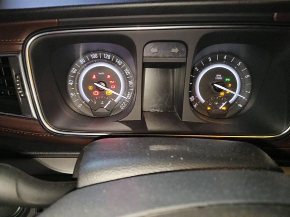 [广州·粤A] 二手别克别克GL82018款 28T 豪华型 国VI