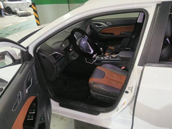 [上海·苏E] 二手比亚迪秦新能源2015款 1.5T 双冠旗舰Plus版