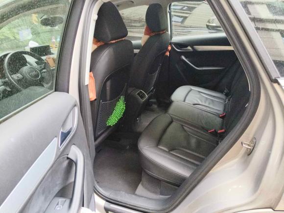 [上海·沪B] 二手奥迪奥迪Q32015款 30 TFSI 舒适型